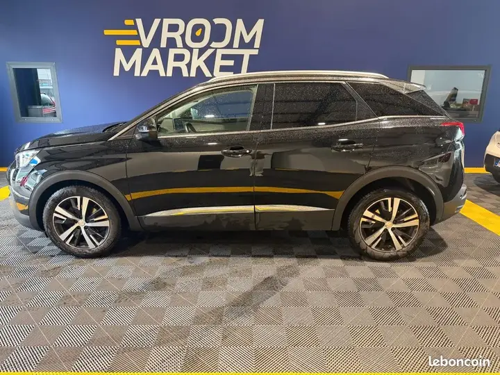 Peugeot 3008 2019 photo 2