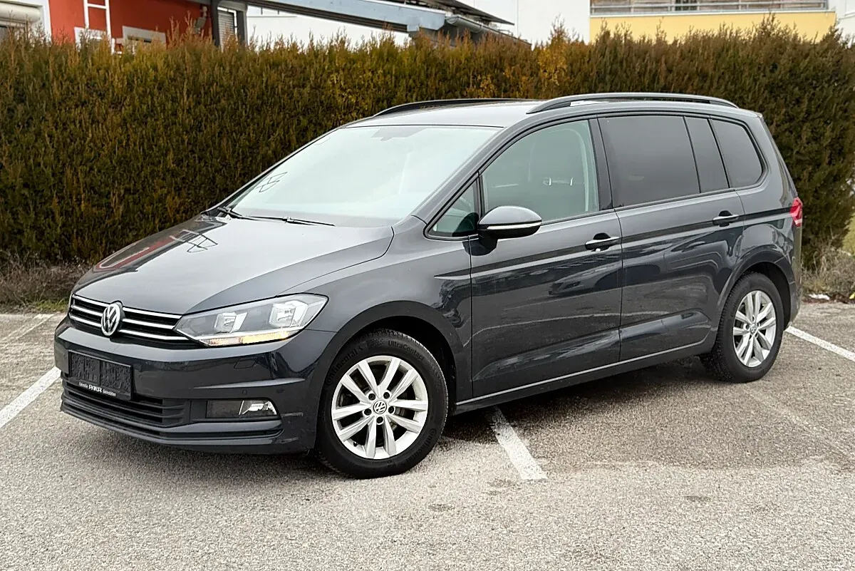 Volkswagen Touran 2019 photo 2