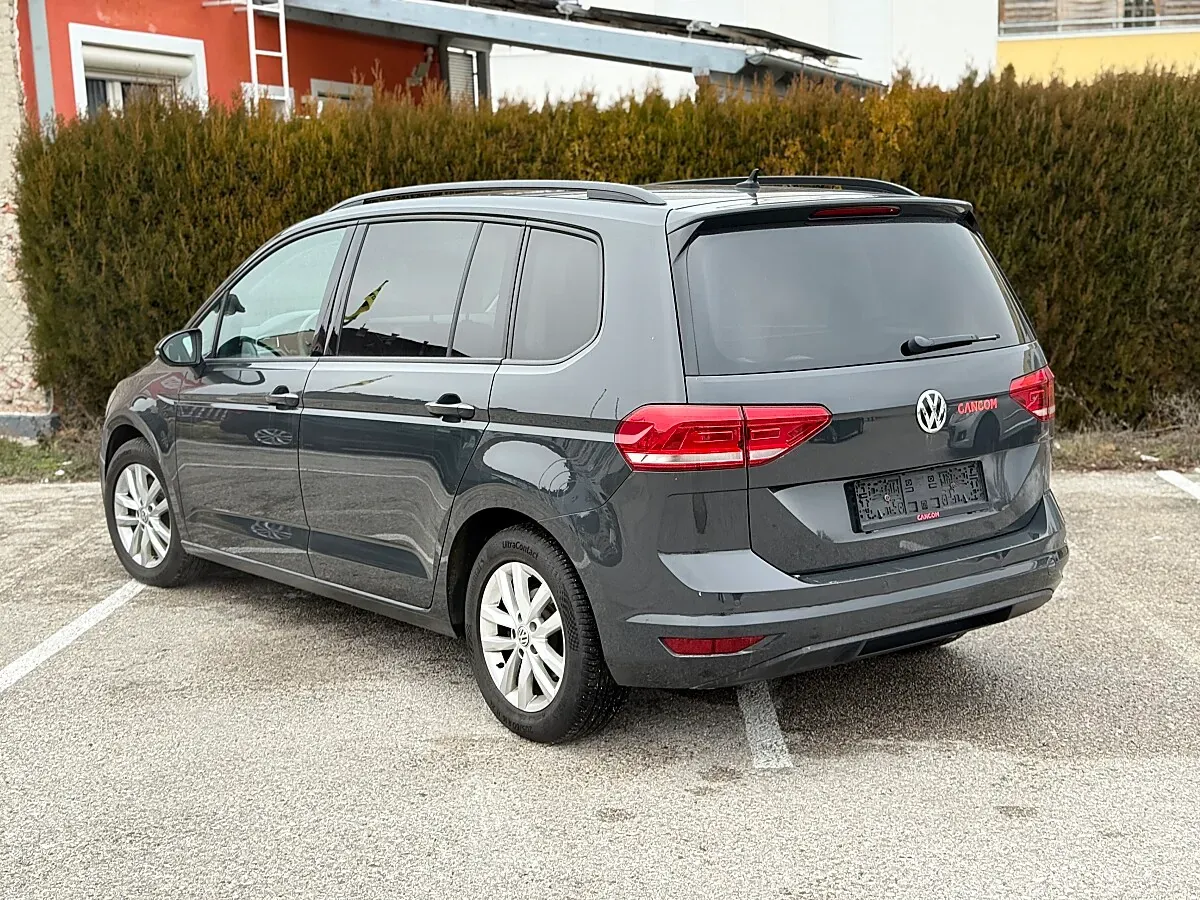 Volkswagen Touran 2019 photo 3