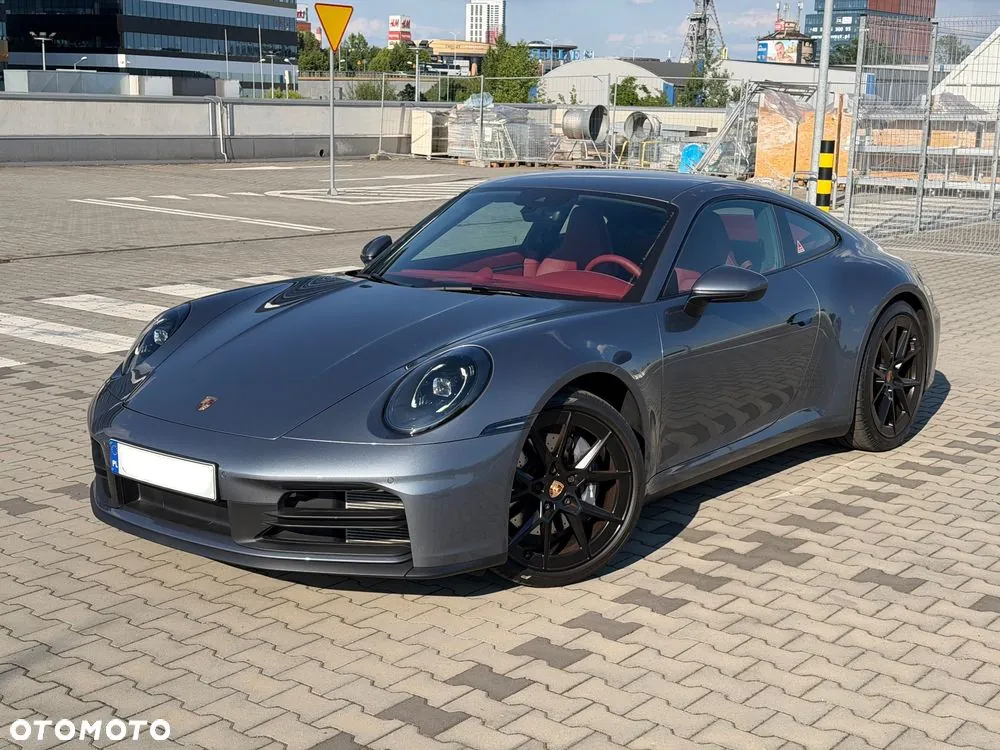 Porsche 911 Carrera 2025 photo 4