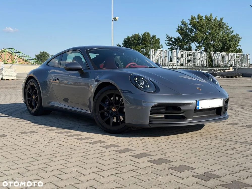 Porsche 911 Carrera