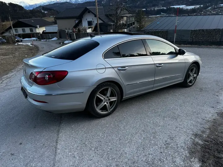 Volkswagen Passat Cc 2008 photo 2