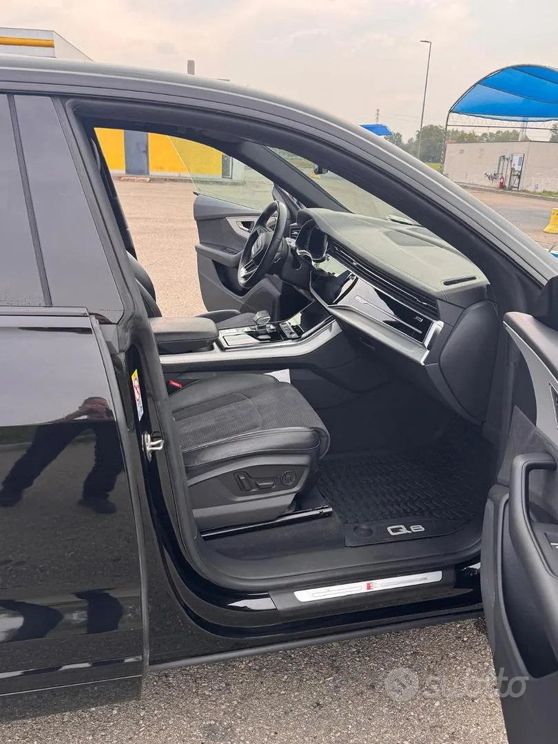 Audi Q8 2023 photo 3