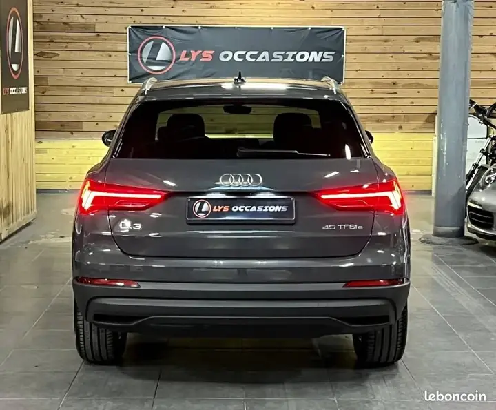 Audi Q3 2022 photo 3