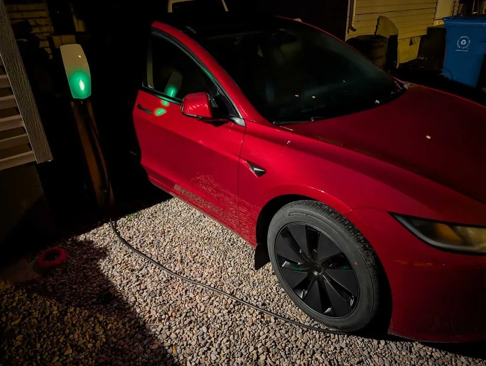 Tesla Model 3 2026 photo 5