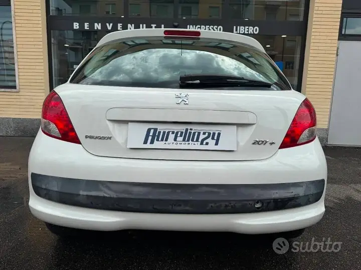 Peugeot 207 2014 photo 4