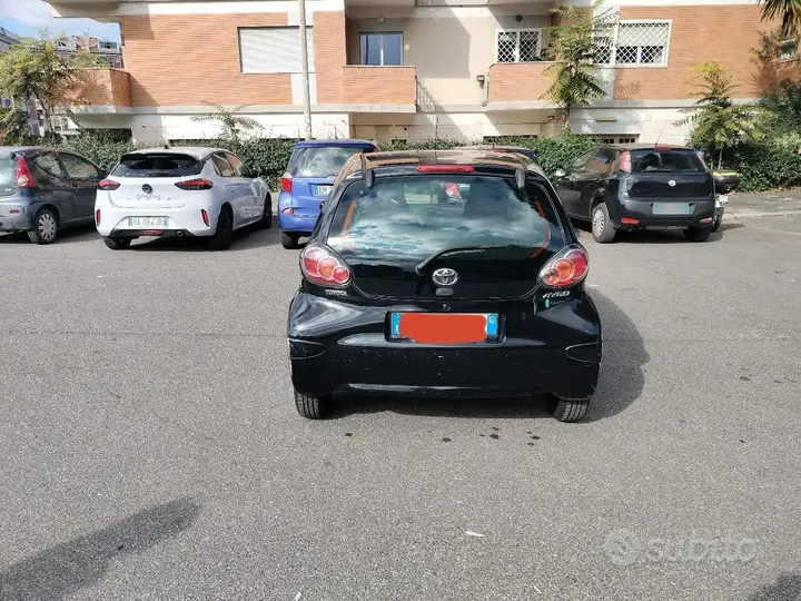 Toyota Aygo 2012 photo 3
