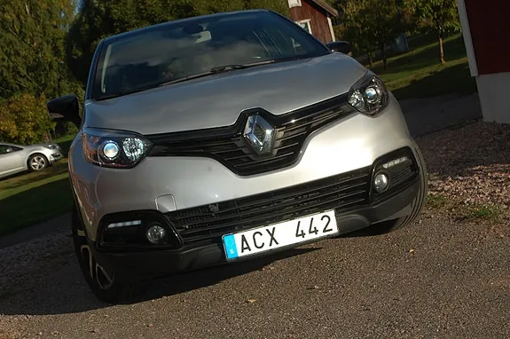 Renault Captur 2014 photo 2
