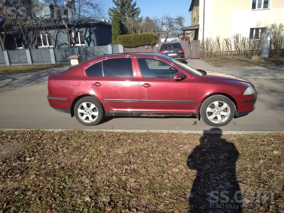 Skoda Octavia 2009 photo 2
