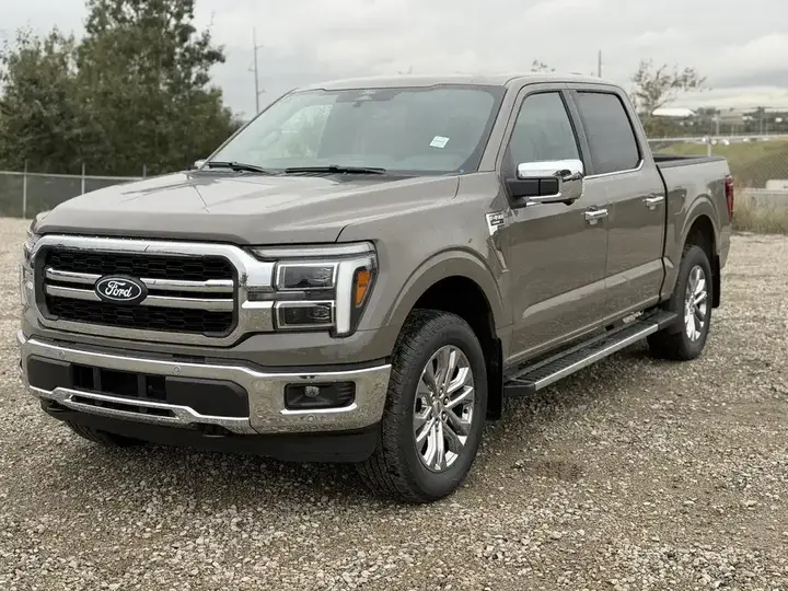 Ford F-150 Lariat 2026 photo 5