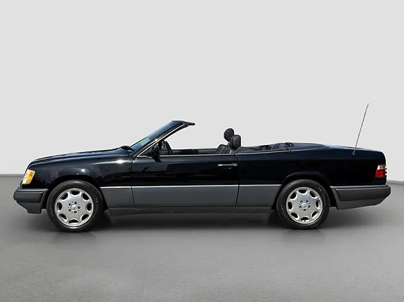 Mercedes-Benz E320 1995 photo 2