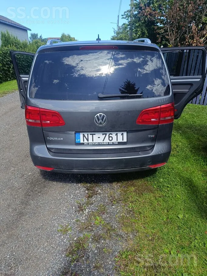 Volkswagen Touran 2013 photo 4