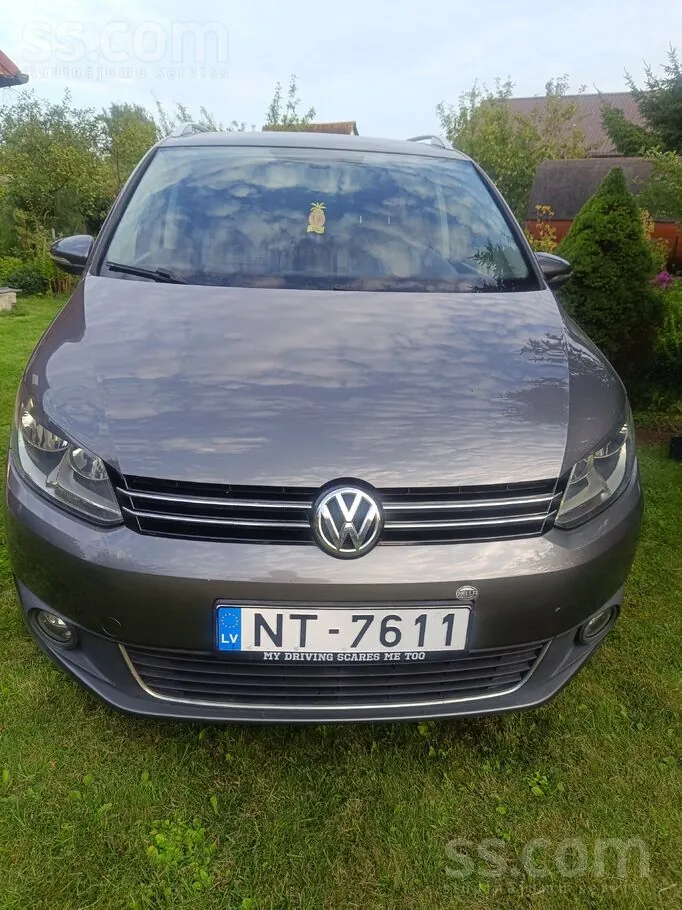 Volkswagen Touran 2013 photo 3
