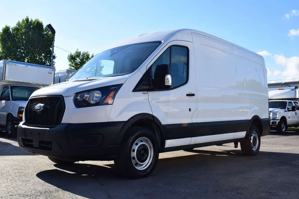 Ford Transit 2021 photo 2