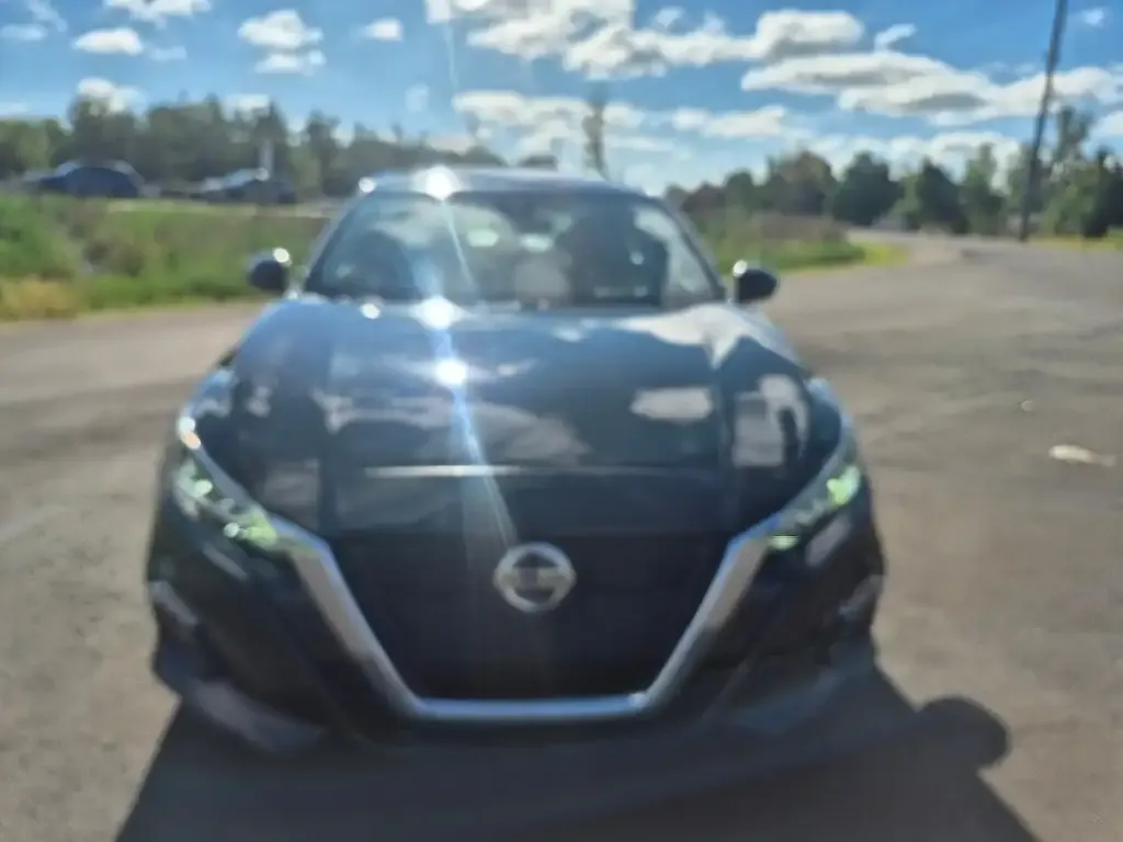 Nissan Altima 2019 photo 2