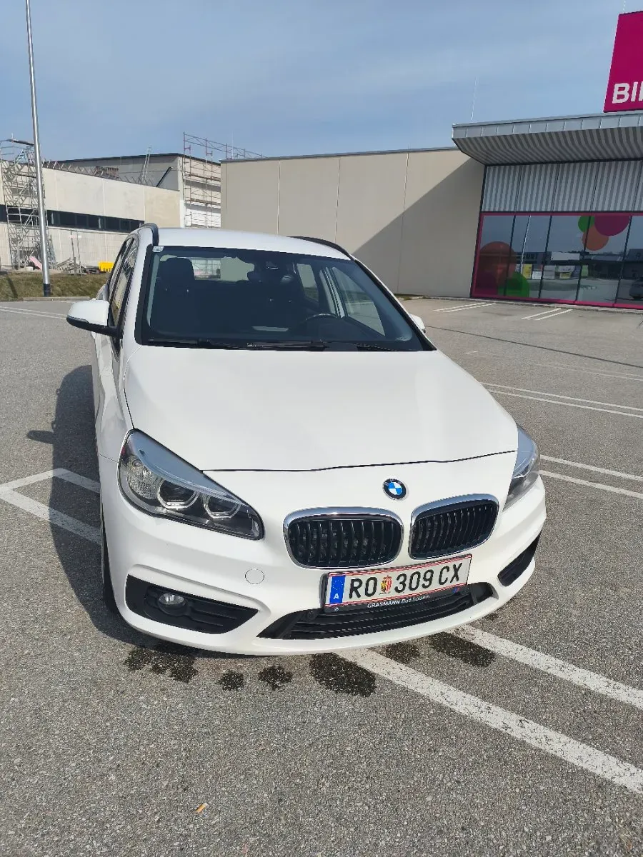 BMW 2 Series 2015 photo 2