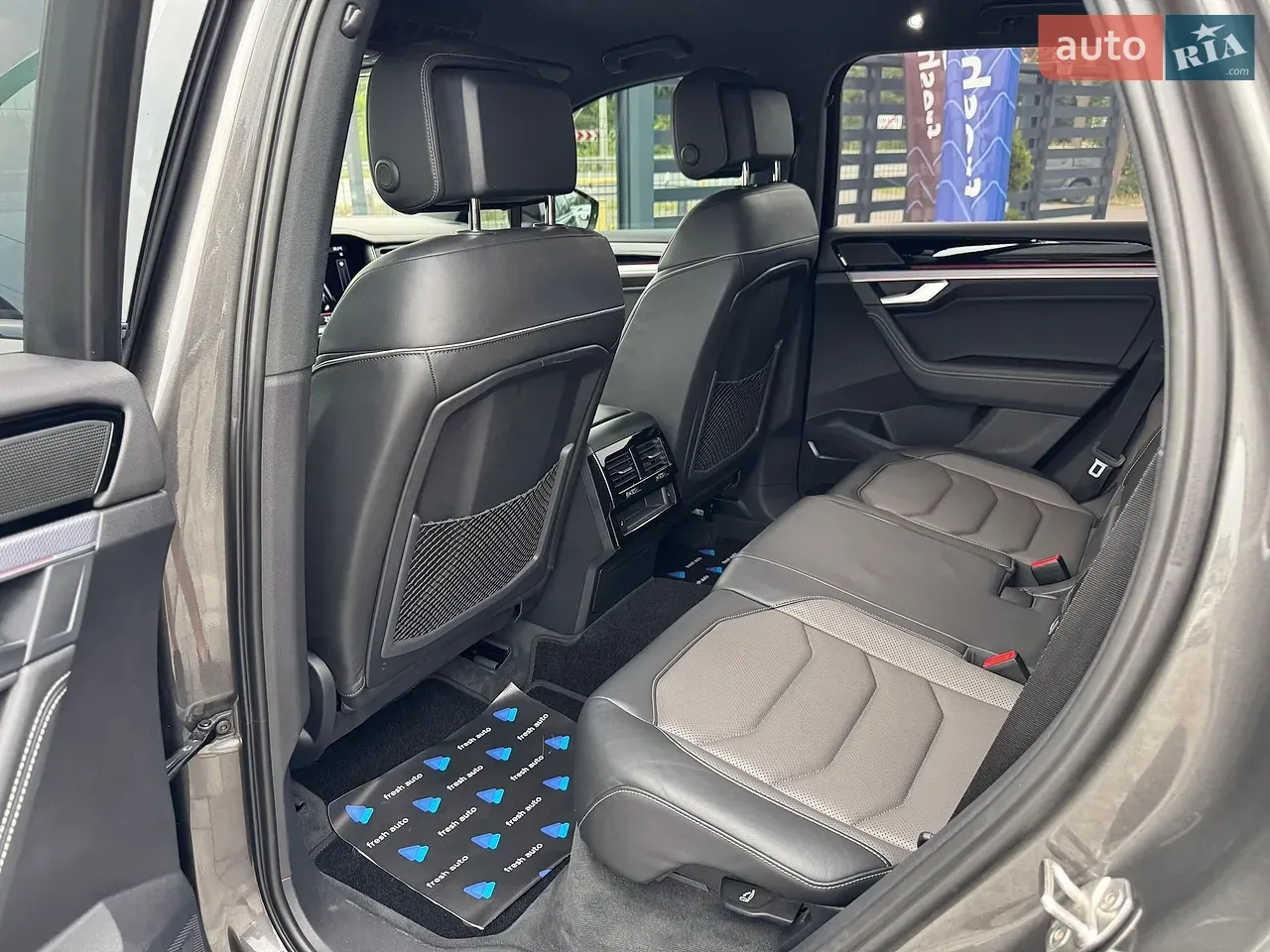 Volkswagen Touareg 2020 photo 5