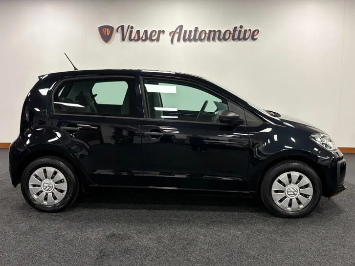 Volkswagen Up 2017 photo 3