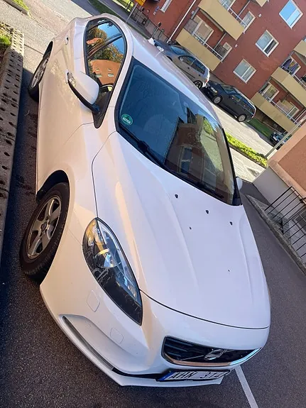 Volvo V40 2014 photo 2