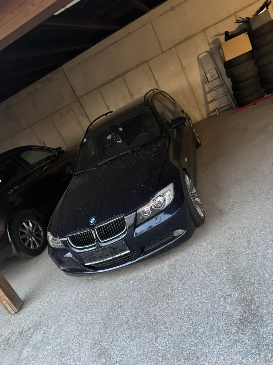 BMW 3 Series 2006 photo 2