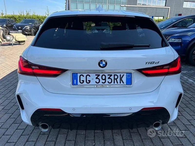 BMW 1 Series 2021 photo 5