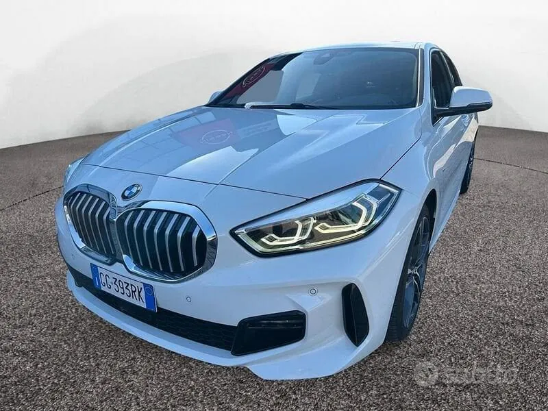 BMW 1 Series 2021 photo 3
