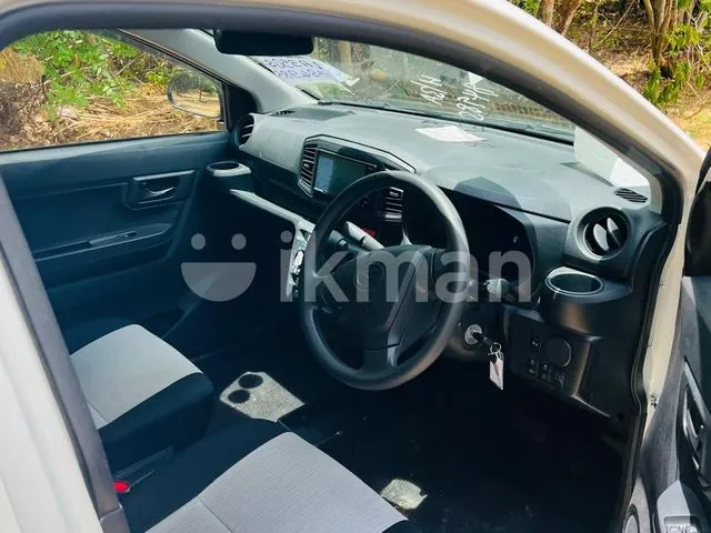 Daihatsu Mira 2023 photo 3