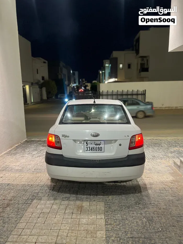 Kia Rio 2007 photo 4