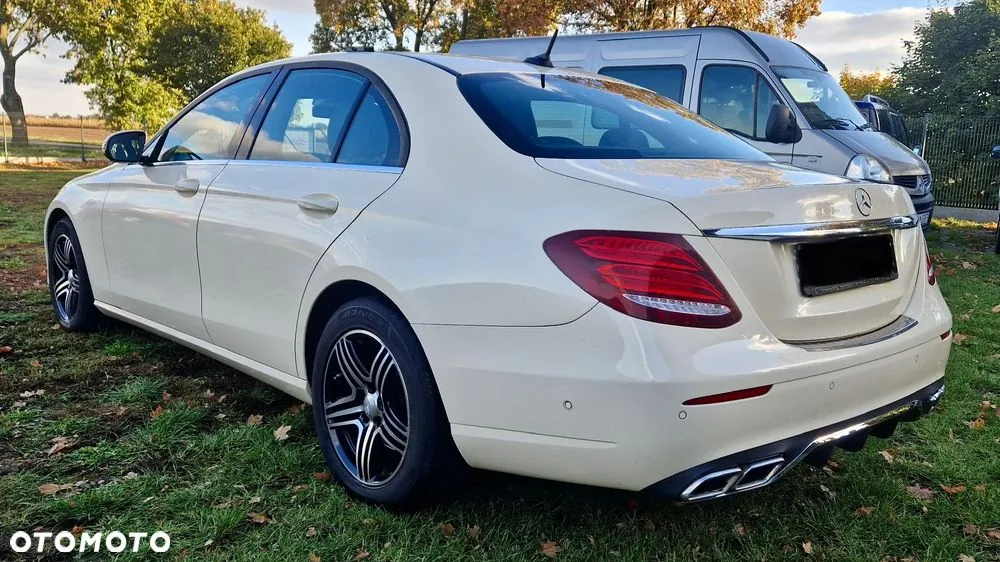 Mercedes-Benz E-Class 2017 photo 4