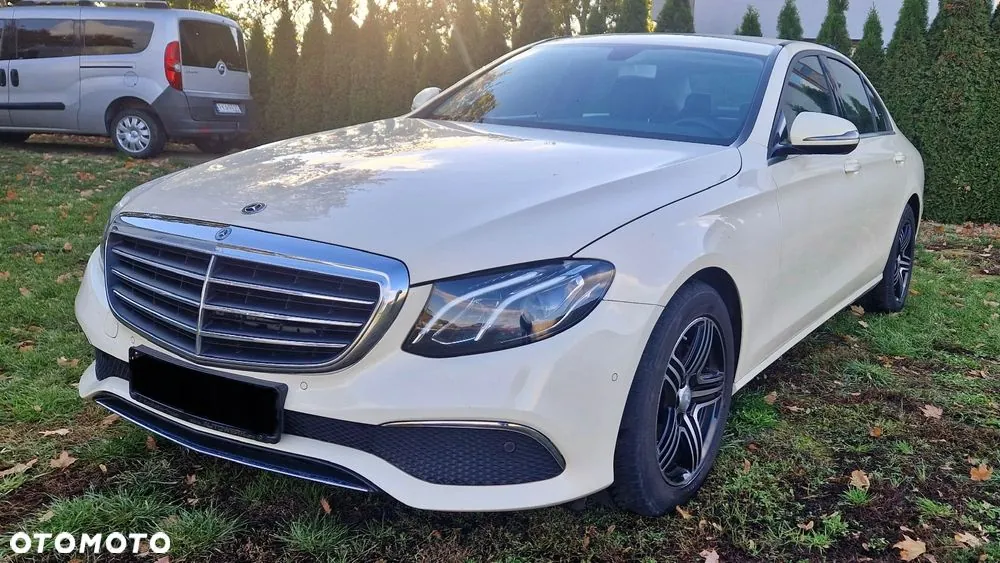 Mercedes-Benz E-Class 2017 photo 3