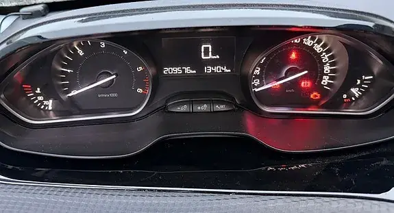 Peugeot 208 2016 photo 4