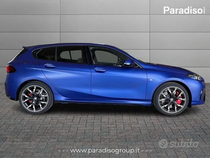BMW 1 Series 2025 photo 5