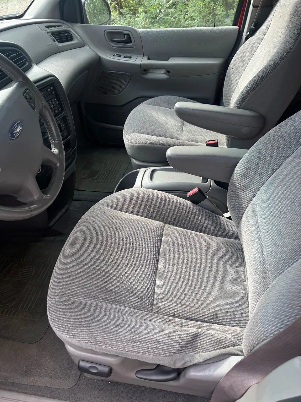 Ford Windstar 2002 photo 5
