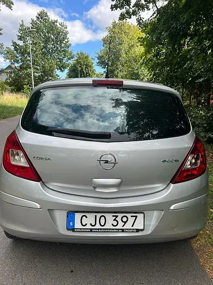 Opel Corsa 2010 photo 4