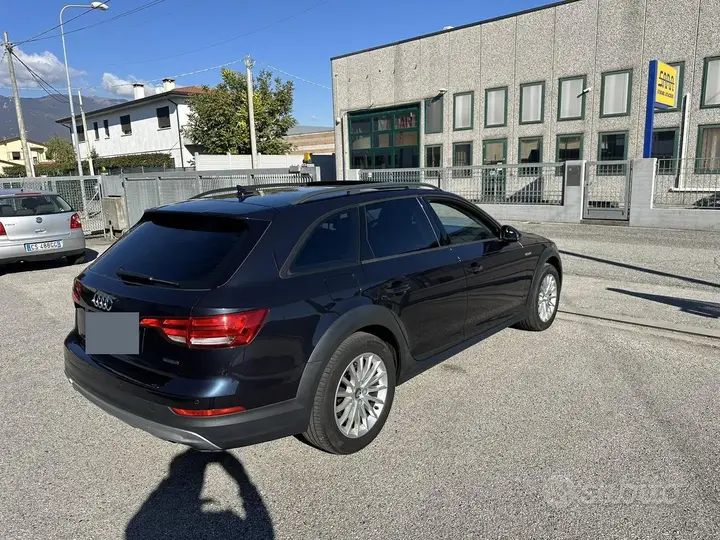 Audi A4 2017 photo 3
