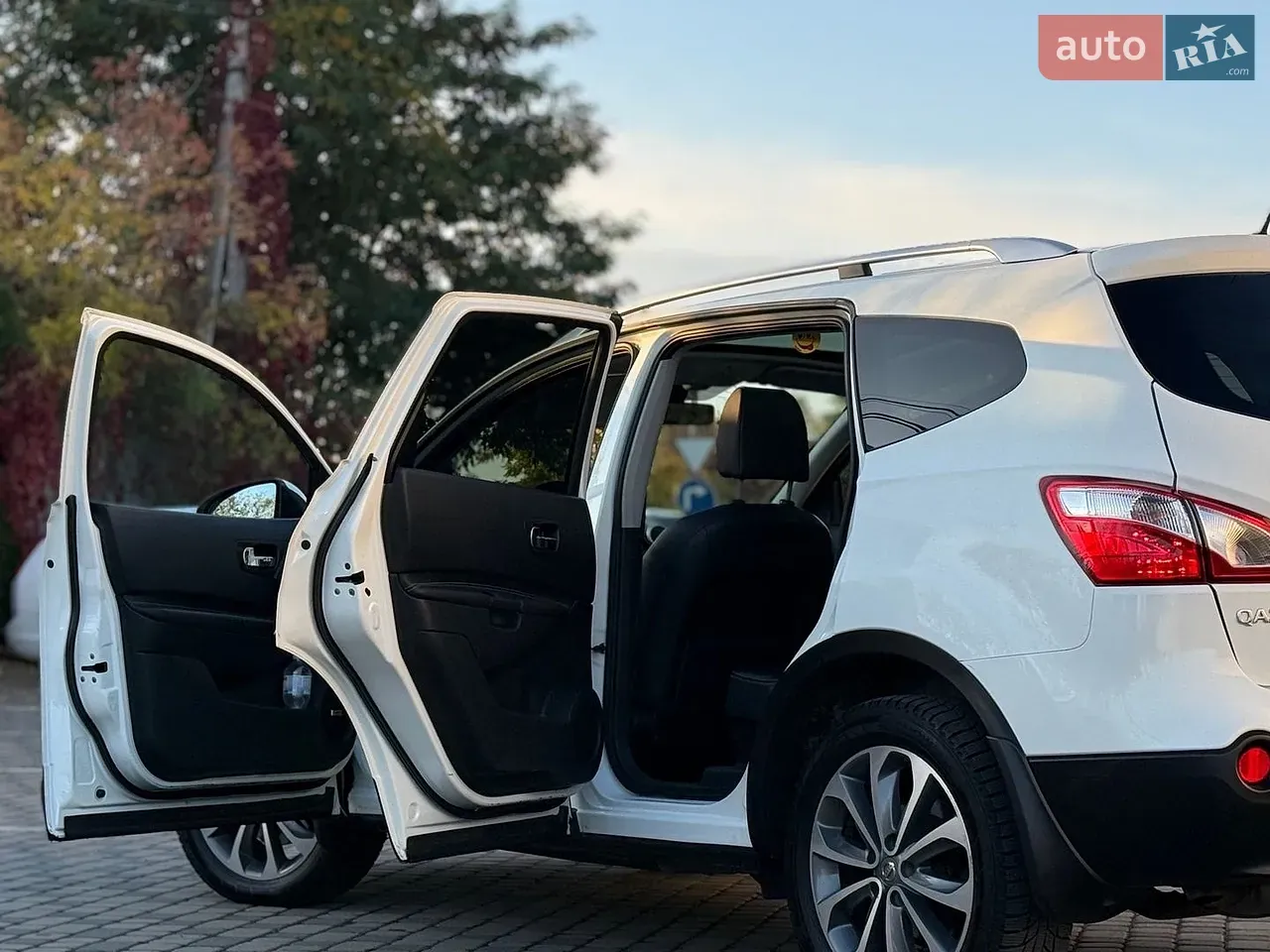 Nissan Qashqai+2 2010 photo 5
