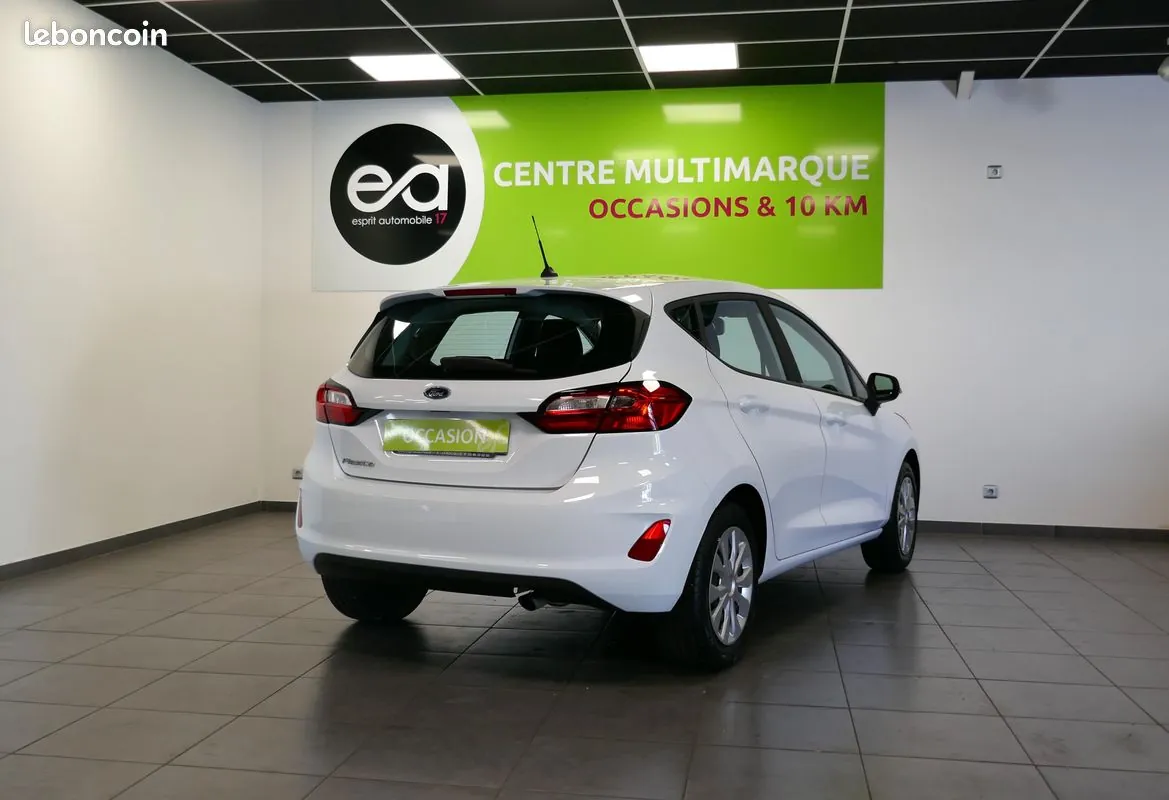 Ford Fiesta 2022 photo 2
