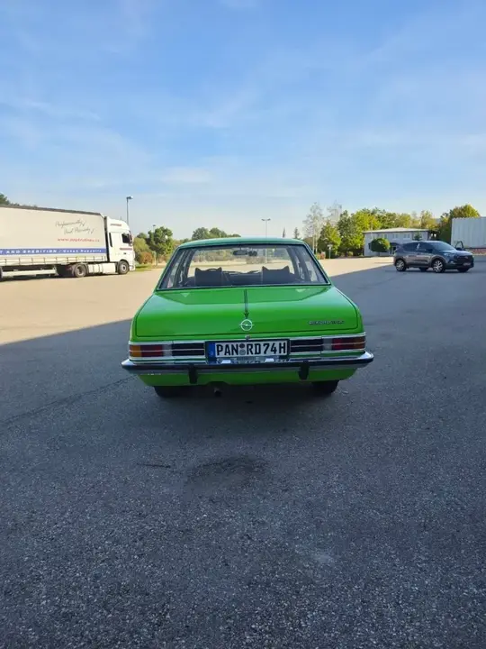 Opel Rekord 1974 photo 3