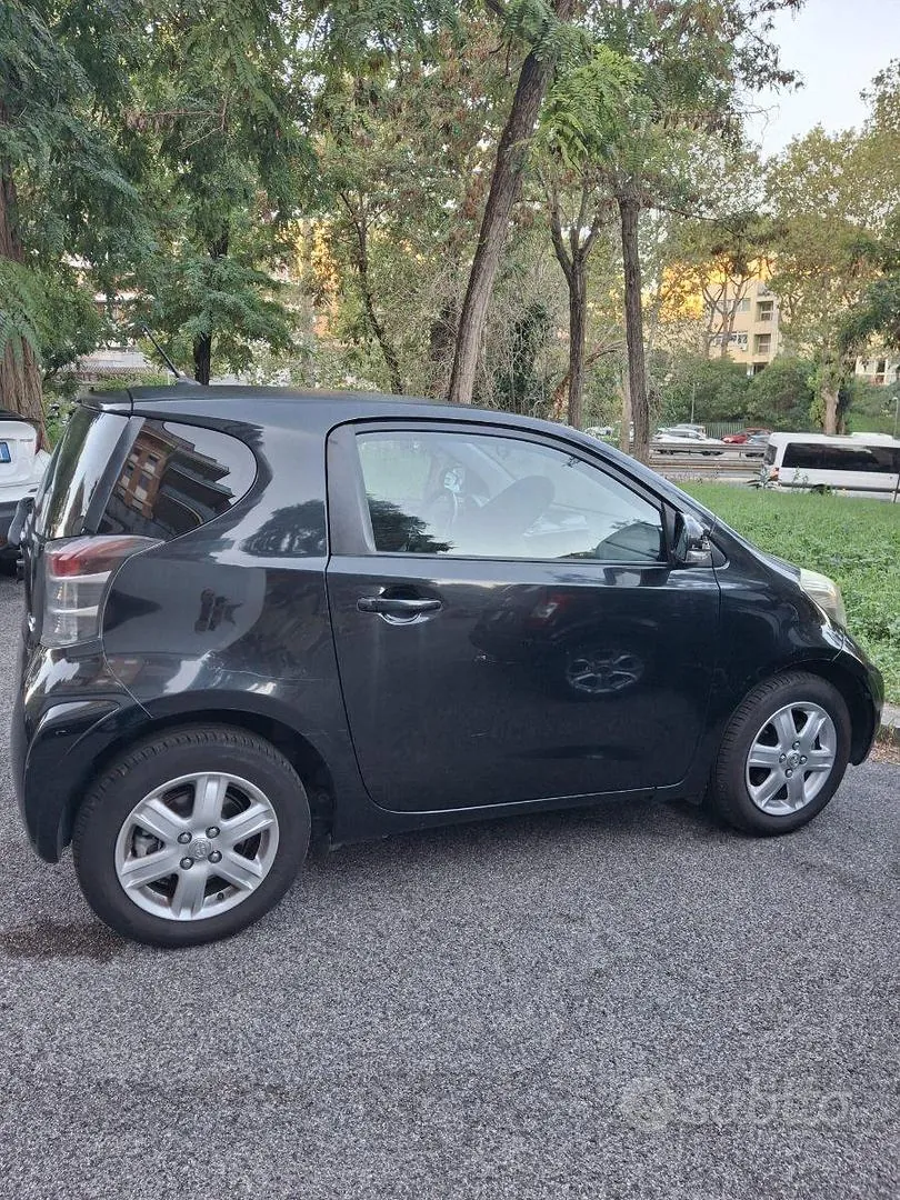 Toyota Iq