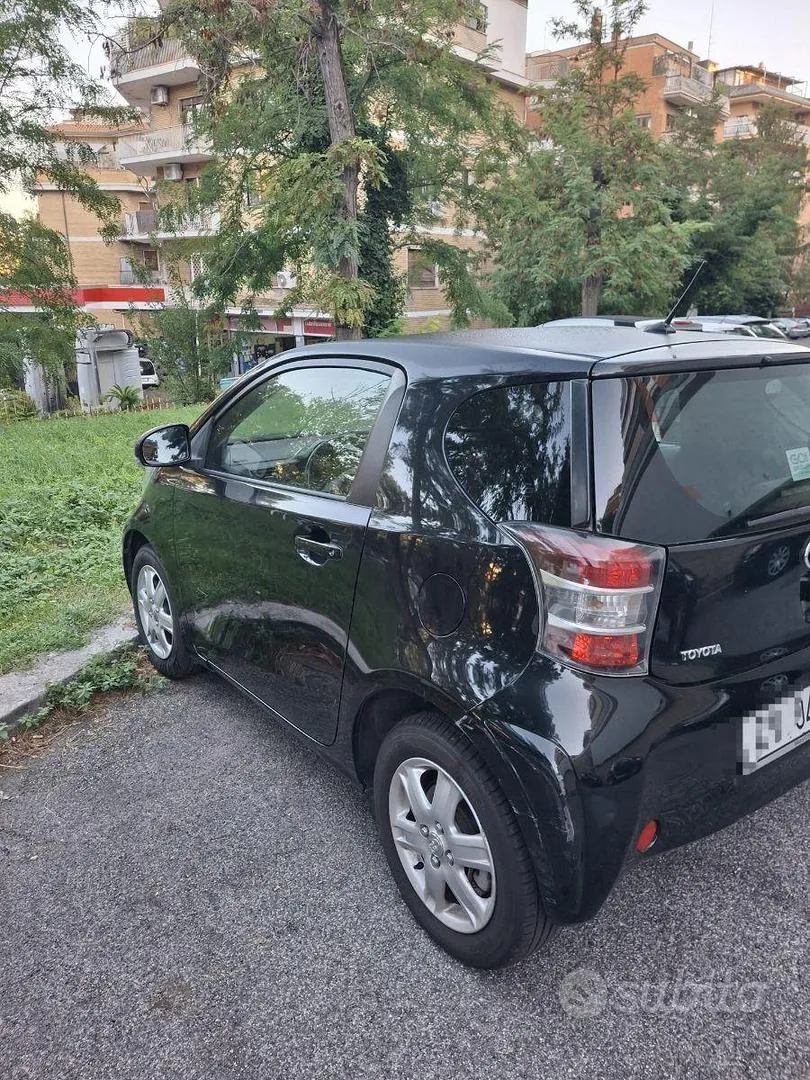 Toyota Iq 2009 photo 4