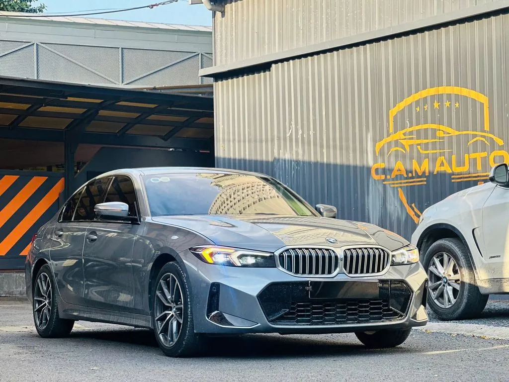 BMW 320I