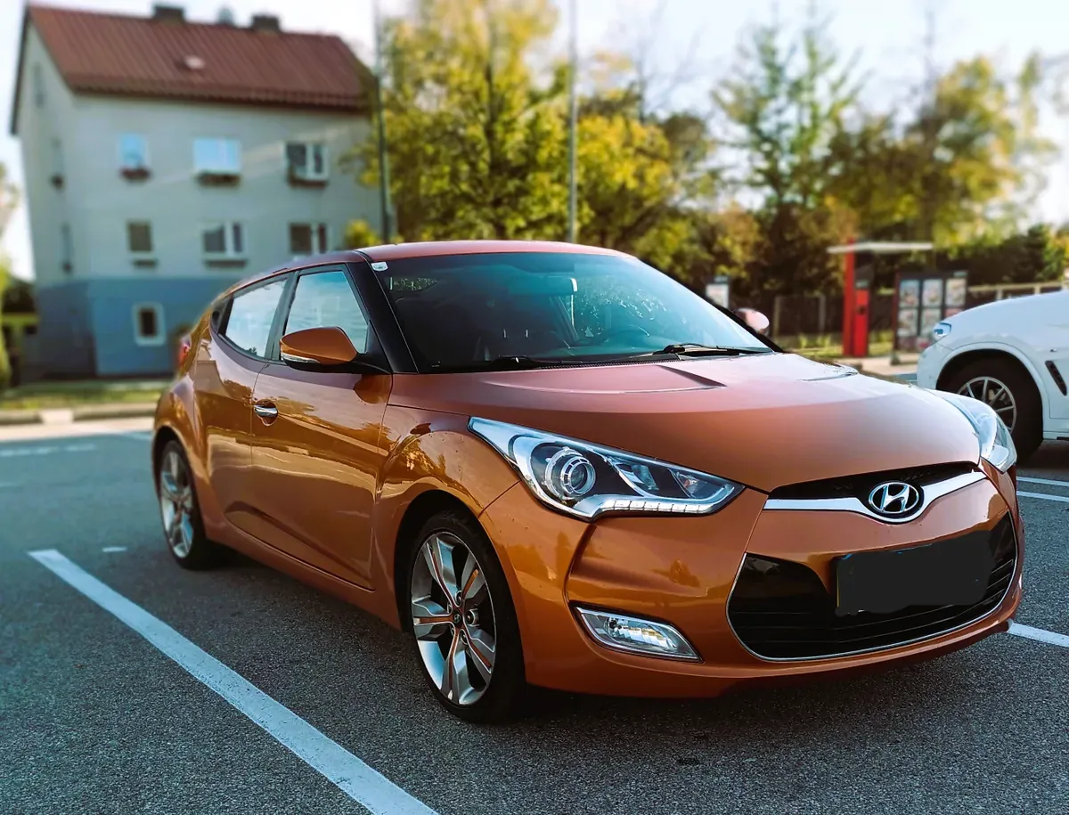Hyundai Veloster