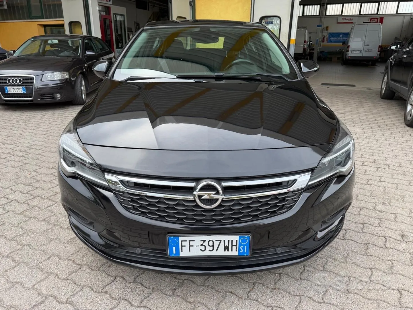 Opel Astra 2017 photo 2