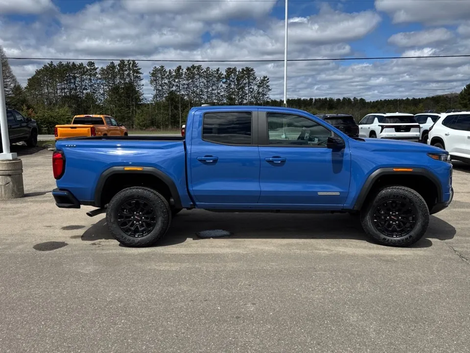 GMC Canyon 2026 photo 4