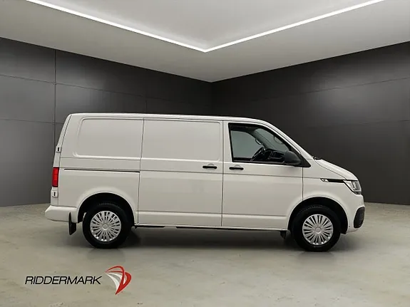 Volkswagen Transporter 2021 photo 2