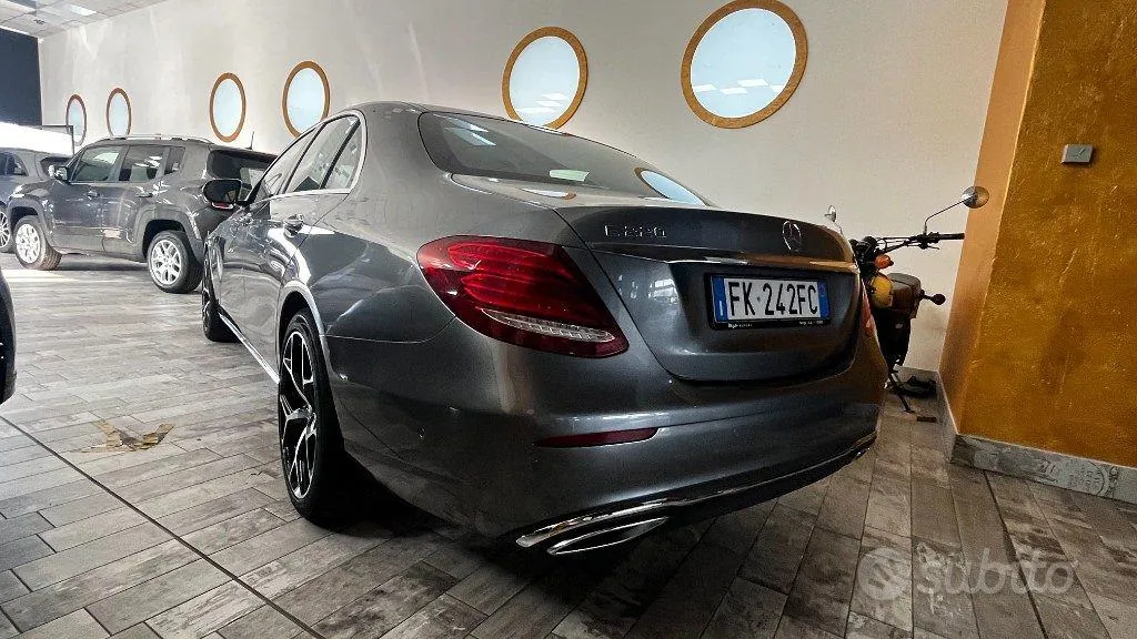 Mercedes-Benz E-Class 2017 photo 5