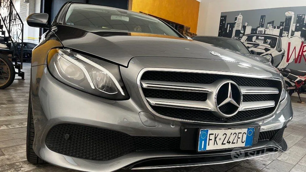 Mercedes-Benz E-Class 2017 photo 2