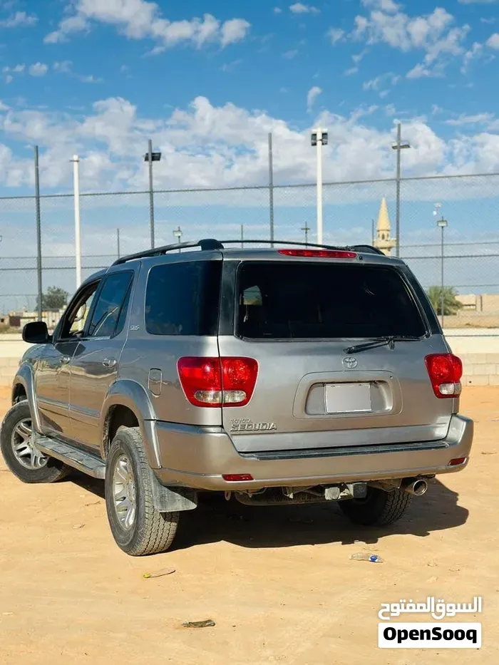 Toyota Sequoia 2006 photo 4