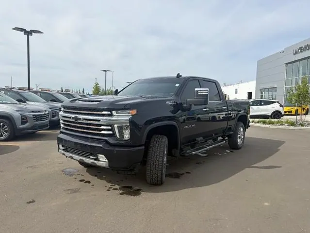 Chevrolet Silverado 2022 photo 3