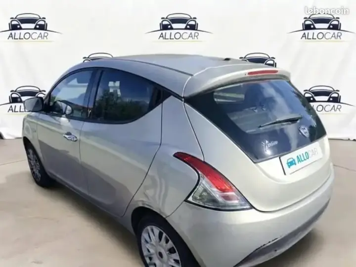 Lancia Ypsilon 2013 photo 4
